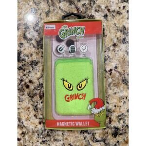 NWT CultureFly The Grinch "Furry Face" Magnetic MagSafe Wallet